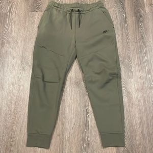 Nike Sportswear Tech Fleece